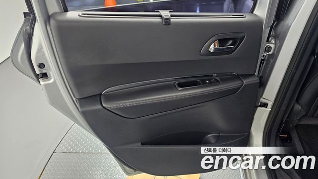 Peugeot 3008 1.6 e-HDi First Generation 2015 — фото 25