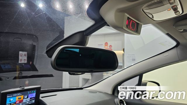 Peugeot 3008 1.6 e-HDi First Generation 2015 — фото 27