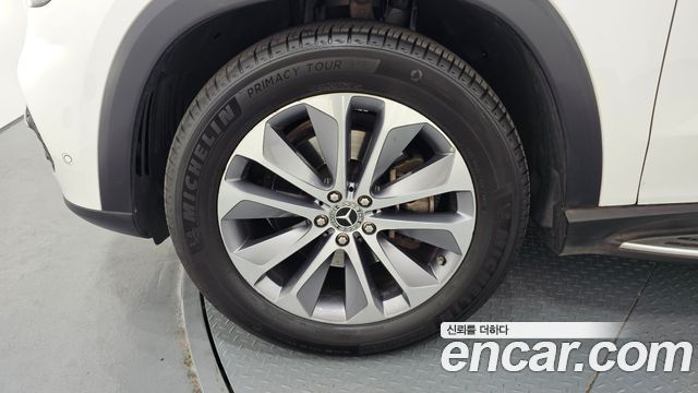 Mercedes-Benz GLE-Class (W167) GLE300d 4MATIC 2022 — фото 5