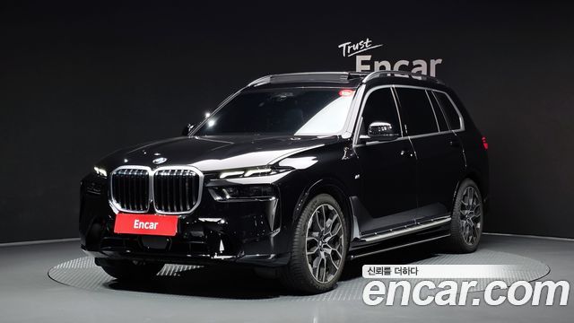 BMW X7 (G07) xDrive 40i M Sport 6STR 2024 — фото 1