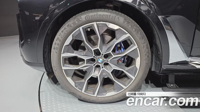 BMW X7 (G07) xDrive 40i M Sport 6STR 2024 — фото 5