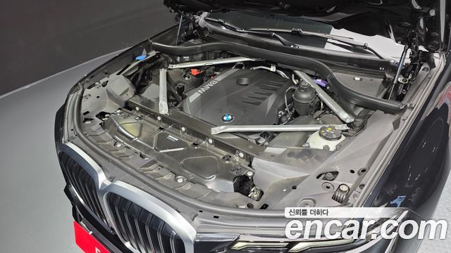 BMW X7 (G07) xDrive 40i M Sport 6STR 2024 — фото 6