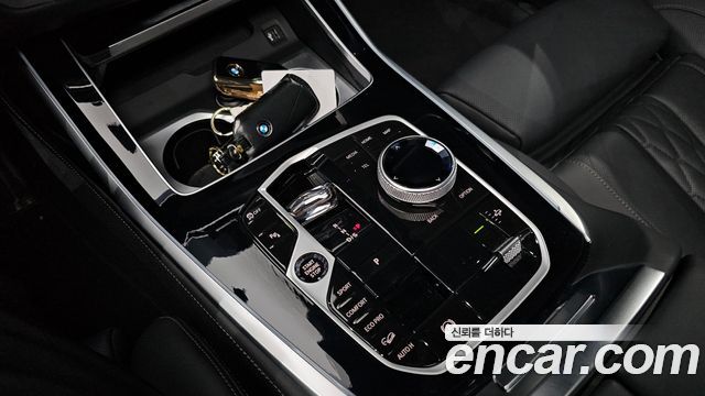 BMW X7 (G07) xDrive 40i M Sport 6STR 2024 — фото 9