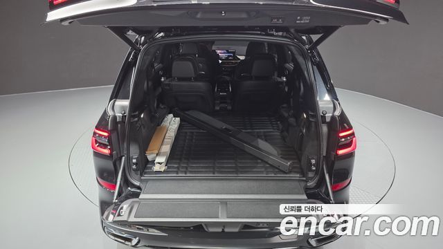 BMW X7 (G07) xDrive 40i M Sport 6STR 2024 — фото 27