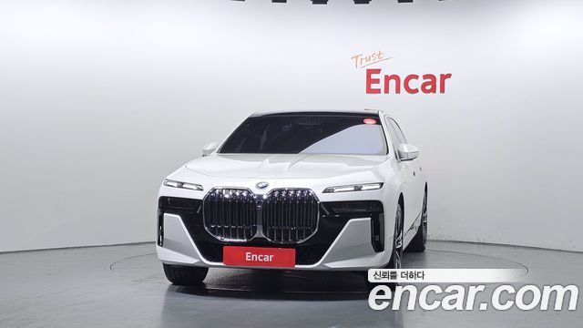 BMW 7 Series (G70) 750e xDrive M Sport 2026 — фото 3