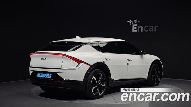 Kia EV6 Long Range 4WD Earth 2023 — фото 2