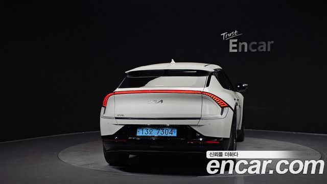 Kia EV6 Long Range 4WD Earth 2023 — фото 4