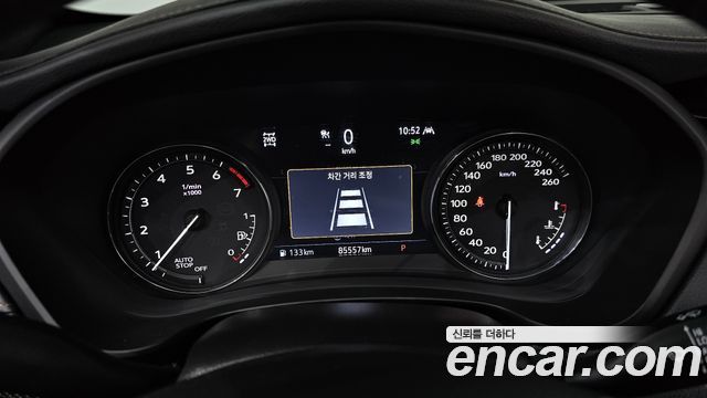 Cadillac XT4 2.0 Sport AWD 2023 — фото 8