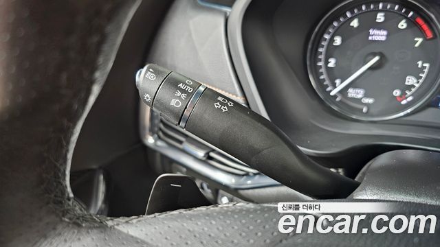 Cadillac XT4 2.0 Sport AWD 2023 — фото 30