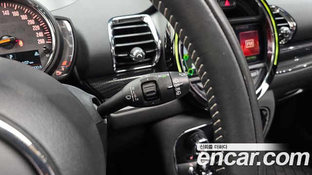 MINI Cooper S Clubman Standard 2nd 2020 — фото 17