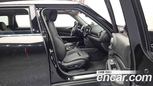 MINI Cooper S Clubman Standard 2nd 2020 — фото 26