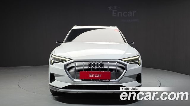Audi e-tron 50 Quattro 2022 — фото 3