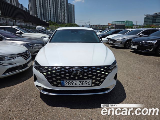 Hyundai Grandeur (IG) 2.5 Le Blanc 2023 — фото 1