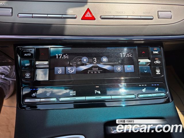 Hyundai Grandeur (IG) 2.5 Le Blanc 2023 — фото 17