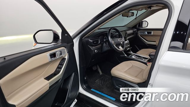 Ford Explorer (VI) 2.3 LimIted 4WD 2021 — фото 10