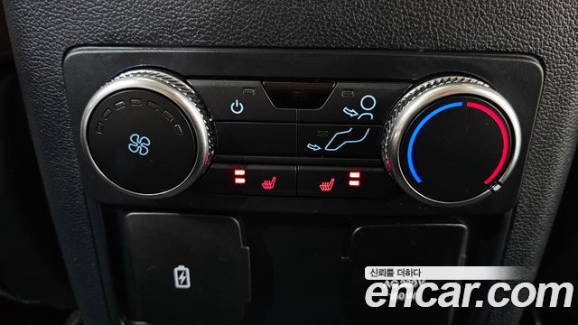 Ford Explorer (VI) 2.3 LimIted 4WD 2021 — фото 22