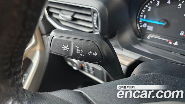 Ford Explorer (VI) 2.3 LimIted 4WD 2021 — фото 36