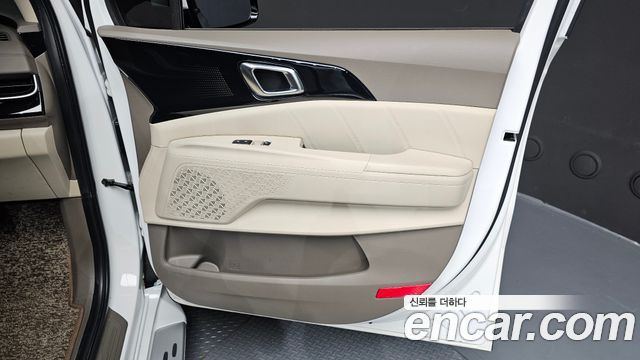 Kia Carnival (IV) Diesel 7-Seater Signature 2024 — фото 25