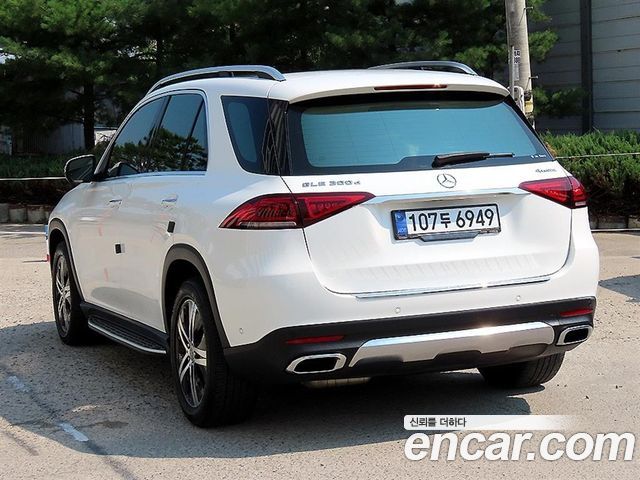 Mercedes-Benz GLE-Class (W167) GLE300d 4MATIC 2020 — фото 3