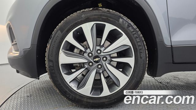Chevrolet Trax 1.4 Premier 2019 — фото 5