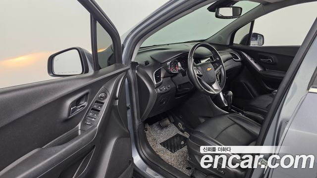 Chevrolet Trax 1.4 Premier 2019 — фото 10