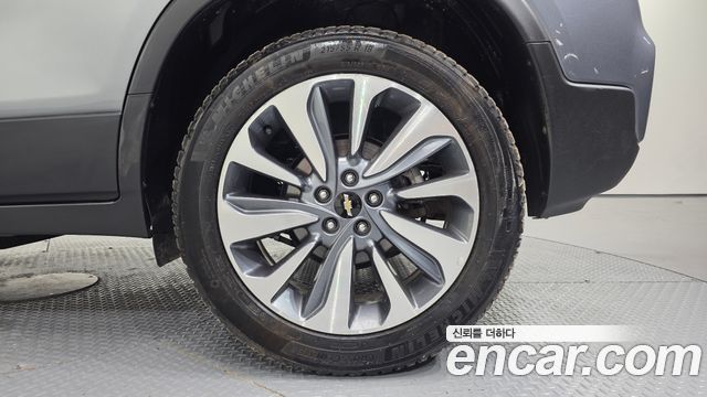 Chevrolet Trax 1.4 Premier 2019 — фото 21