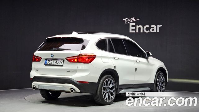 BMW X1 (F48) xDrive 20i xLine 2022 — фото 2