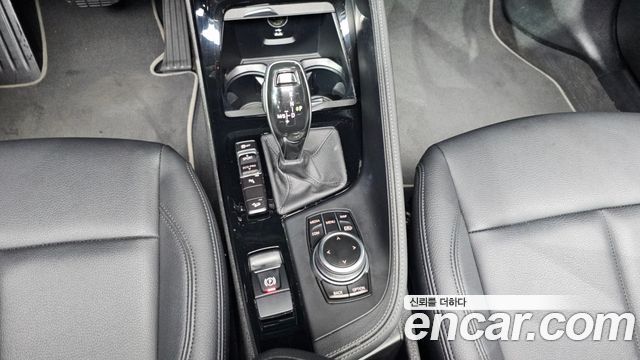 BMW X1 (F48) xDrive 20i xLine 2022 — фото 9