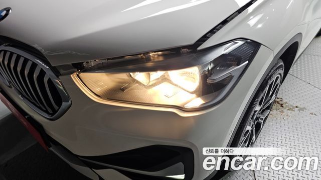 BMW X1 (F48) xDrive 20i xLine 2022 — фото 22