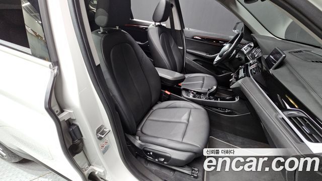 BMW X1 (F48) xDrive 20i xLine 2022 — фото 26