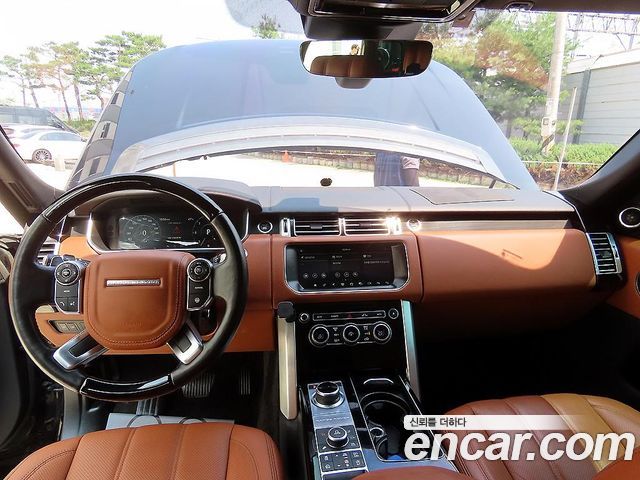 Land Rover Range Rover (IV) 4.4 SDV8 AB DIESEL 2017 — фото 8