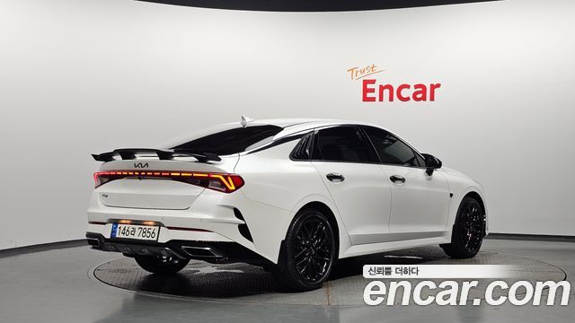 Kia K5 (III) 1.6 Turbo Prestige 2022 — фото 2
