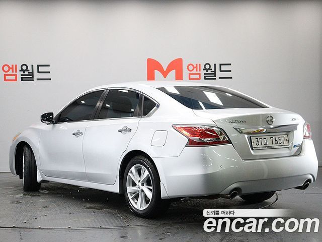 Nissan Altima 2.5 Tech L33 2015 — фото 4