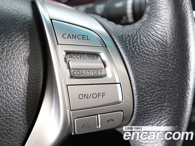 Nissan Altima 2.5 Tech L33 2015 — фото 17