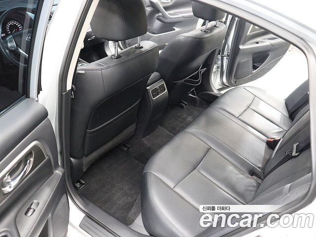 Nissan Altima 2.5 Tech L33 2015 — фото 22