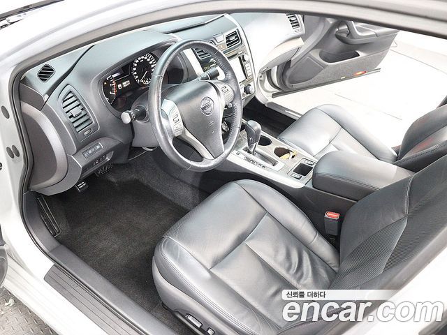 Nissan Altima 2.5 Tech L33 2015 — фото 23