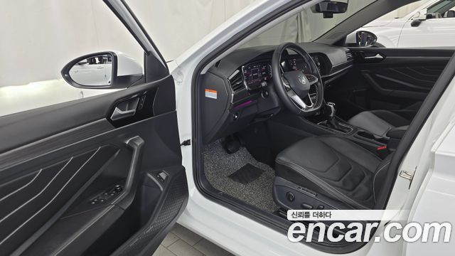 Volkswagen Jetta (VII) 1.5 TSI Prestige 2023 — фото 10