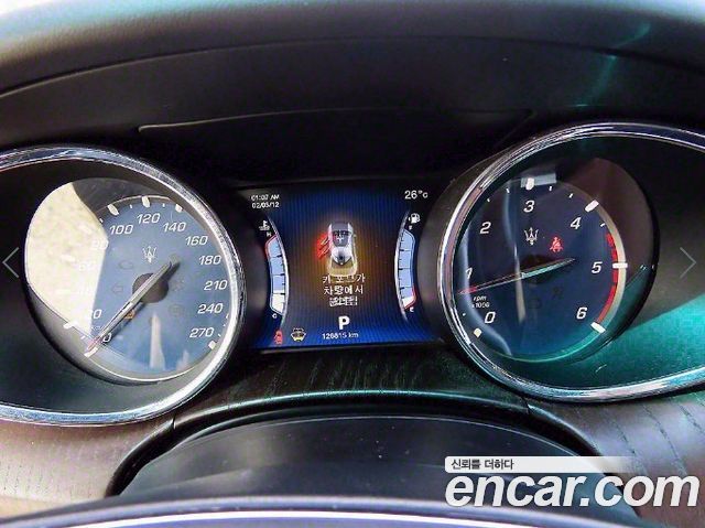 Maserati Quattroporte 3.0 Diesel 2015 — фото 9