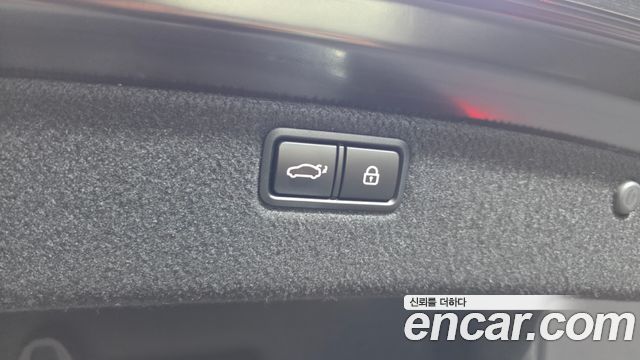 Genesis G80 3.3 GDI AWD Prestige 2019 — фото 30