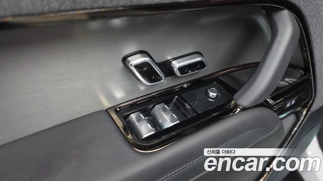Land Rover Range Rover Sport (III) P360 HSE Dynamic 2025 — фото 36