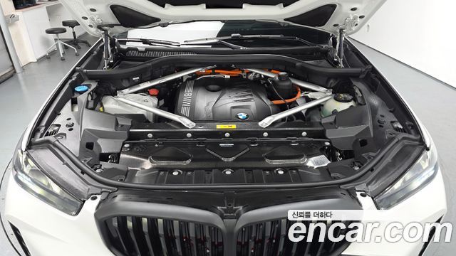 BMW X5 (G05) xDrive 50e M Sport 2025 — фото 6