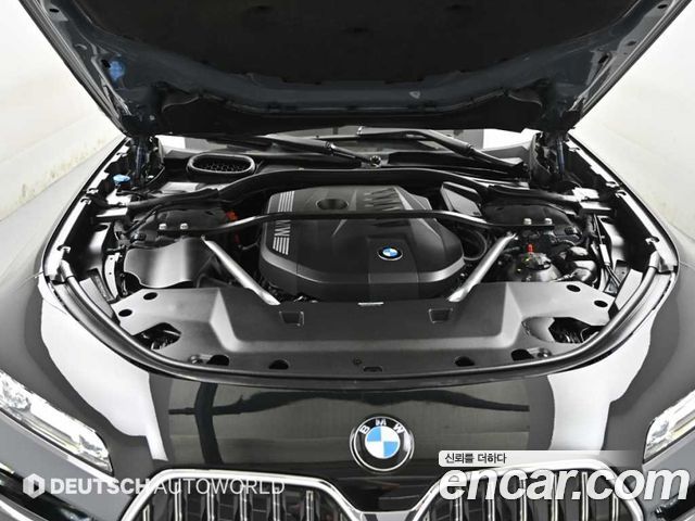 BMW 7 Series (G70) 740i sDrive Design Pure Excellence 2023 — фото 6