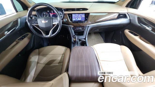 Cadillac XT6 3.6 Sport 2020 — фото 7