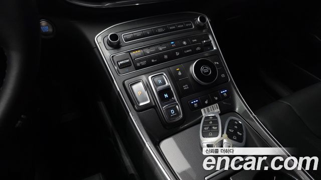 Hyundai Santa Fe HEV 1.6 2WD Prestige 2021 — фото 9