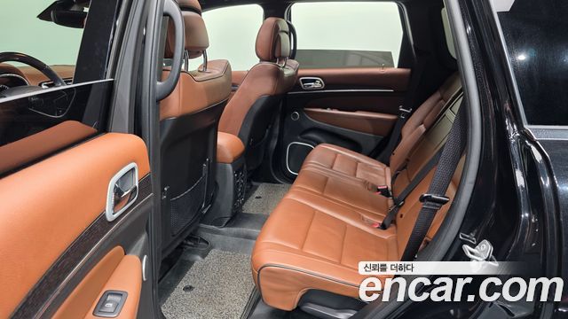 Jeep Grand Cherokee 3.6 Summit WK2 2021 — фото 12