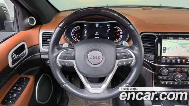Jeep Grand Cherokee 3.6 Summit WK2 2021 — фото 13