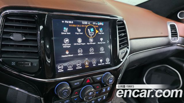 Jeep Grand Cherokee 3.6 Summit WK2 2021 — фото 17
