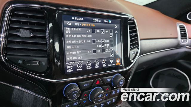 Jeep Grand Cherokee 3.6 Summit WK2 2021 — фото 18