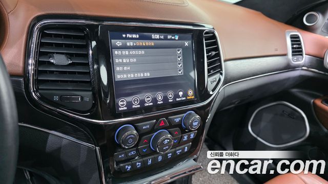 Jeep Grand Cherokee 3.6 Summit WK2 2021 — фото 19