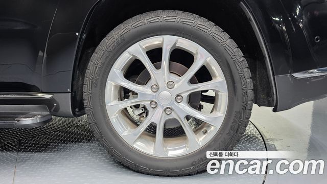 Jeep Grand Cherokee 3.6 Summit WK2 2021 — фото 21
